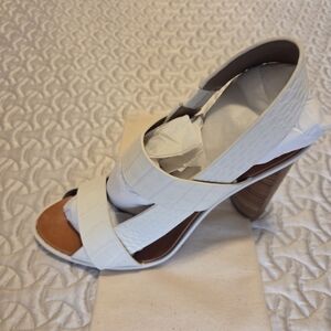 BCBGMaxAzria White Textured Heels